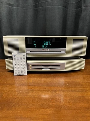 Bose Wave Music System CD AM/FM Radio With Multi-CD Changer & Remote Control - Image 1 of 4