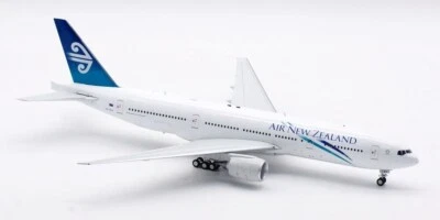 1:200 IF200 Air New Zealand Boeing 777-219/ER ZK-OKH W/stand *LAST ONE* - Image 1 of 4