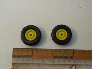 JOHN DEERE ROUND FENDER 110 LAWN GARDEN ERTL TOY TRACTOR FRONT RIMS AND TIRES - Picture 1 of 4