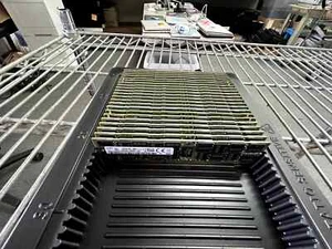 16 Stück Samsung 16GB 2Rx4 PC3L-12800R REG Server Speicher M393B2G70EB0-YK0 - Bild 1 von 2