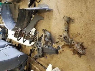 (SOLO RECOGIDA LOCAL) Rodilla delantera del conductor ABS tracción delantera se adapta a 10-13 TRANSIT CONNECT 1349034 Foto 1 de 4