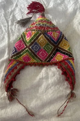 Children’s Peru Chullo Woven Alpaca/Wool Hat Ear Flap Tassel Andean Mountain Hat - Image 1 of 4
