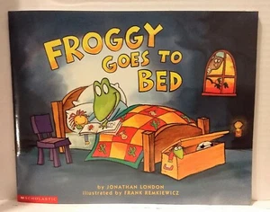 Froggy Goes To Bed Children's Paperback By Jonathan London HG34 - Picture 1 of 7
