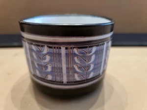 VINTAGE HAND PAINTED SUGAR BOWL FROM THE LAKE DISTRICT. VGC - Picture 1 of 3