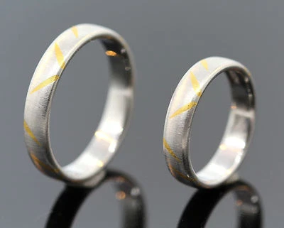 1 PAAR TRAURINGE FURRER JACOT AUS 950/-PLATIN MIT GOLD, NEUWARE WERT EUR 3498,- - Bild 1 von 2