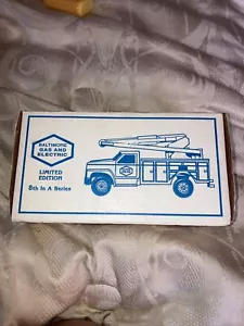 ERTL 1993 Utility Bucket Truck Bank Baltimore Gas & Electric, 1/34 Replica, NEW! - Picture 1 of 6