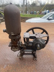 VINTAGE CAST IRON GOULDS WATER PUMP MODEL 4047 NEEDS RESTORATION NOT WORKING - Picture 1 of 6