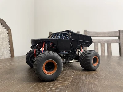 1/18 Losi Mini LMT Custom Earth Shaker / Dump Truck Body - Raw Body - PETG - Image 1 of 4