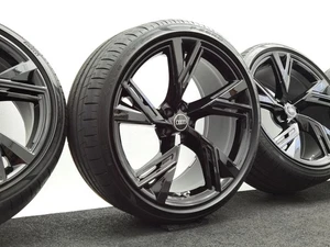 22 Zoll Audi RS6 C8 RS7 4K Trapez Sommerräder Original Felgen Pirelli Wie Neu - Bild 1 von 7