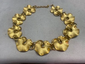 Vintage Lily Pad Necklace Brushed Gold Plated Statement Necklace Art Nouveau - Picture 1 of 7