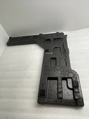 2012 年 MAZDA 3 后左驱动备用工具存储盒组件原始设备制造商 + — 第 1/4 张图片