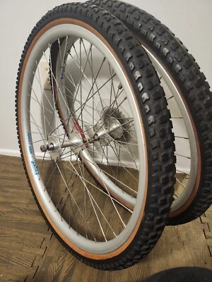  Llantas Ambrosio 26 pulgadas con bujes sellados SR de colección Foto 1 de 4