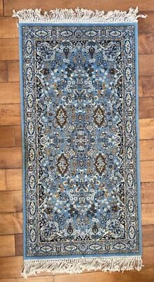 Couristan Kashimar 100% Wool Oriental Rug 27x54", Smoke Free - Image 1 of 4