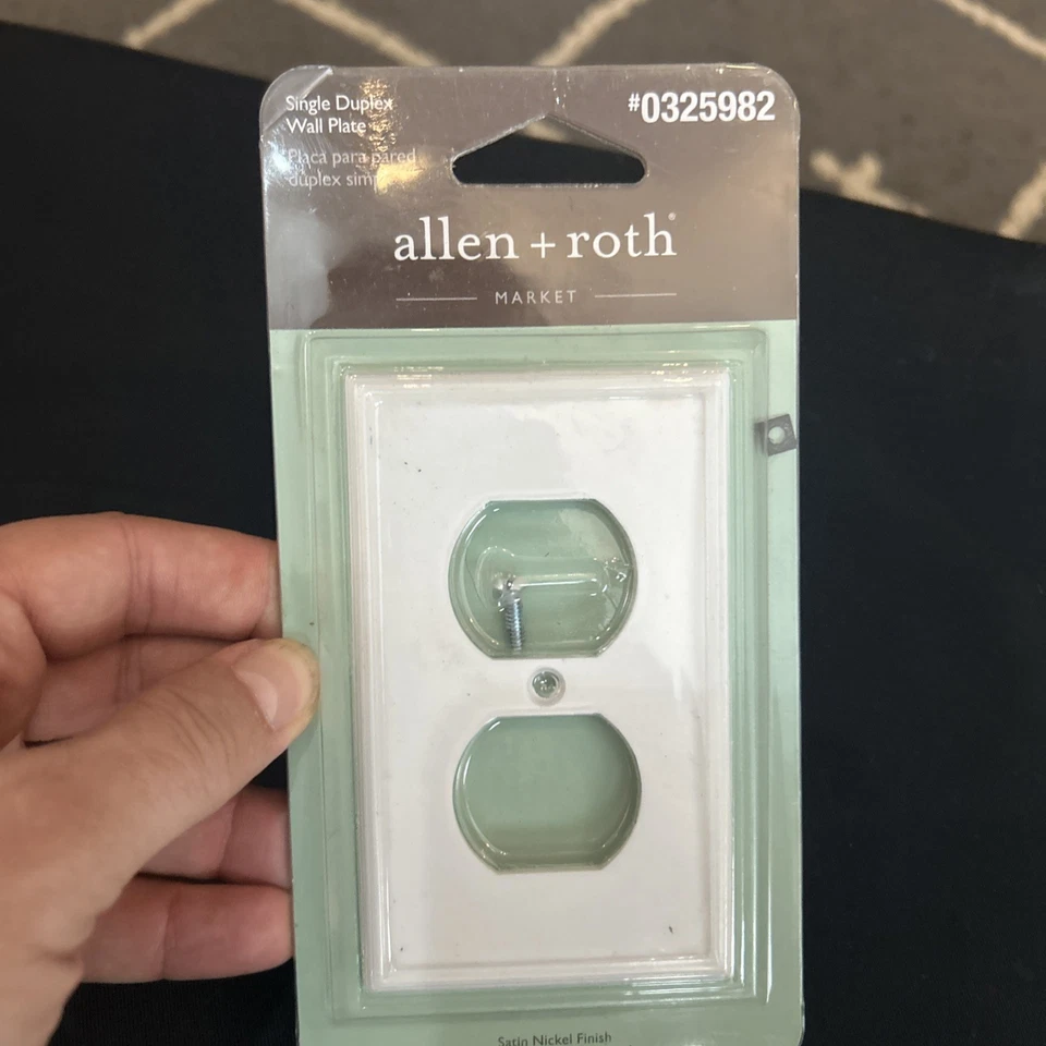 Placa de pared dúplex individual Allen + Roth blanca 0325982 Foto 1 de 4