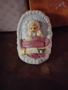 Enesco Vintage Baby Mädchen Geburtstag Figur 1983 Top!  - Bild 1 von 5