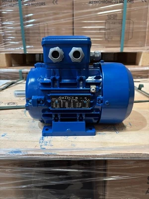 AMTECS MOTOR - 0.37kW - 2POLE - 230/400V - 71 FRAME - FOOT MOUNT  - IE2 - Image 1 of 3