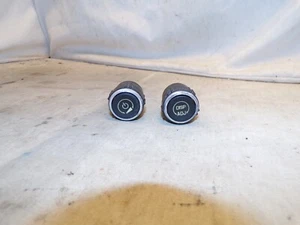 06 07 Pontiac G6 Radio Knob Set 25890720 CUF05 - Picture 1 of 3