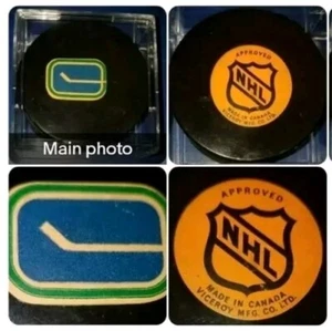 1973-83 NHL Viceroy Game Puck Rubberized Logos CANADA VANCOUVER CANUCKS old rare - Picture 1 of 7