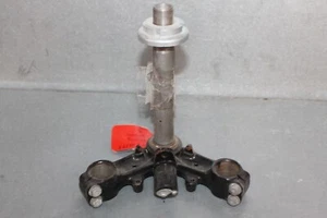 Honda XL175 XL 175 1975 vástago de dirección triple eje abrazadera inferior - Imagen 1 de 4