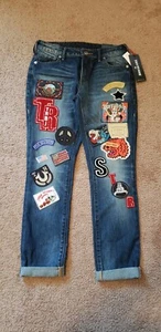 Neu mit Etikett True Religion Audrey schmale Boyfriend Damenjeans mit Patch Größe 24 - Bild 1 von 11