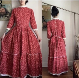 Vintage 70’s Floral Eyelet Red Peasant Boho Gunne Sax Style Dress - Bild 1 von 3