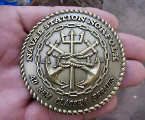 Vintage NORFOLK MARINE STATION Gürtelschnalle MARINE Flottenstreitkräfte USN Messing SELTEN Sehr guter Zustand + - Bild 1 von 4