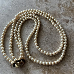Collana vintage Richelieu perle finte doppio filo con connettore tono oro 28" - Foto 1 di 3