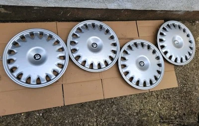 Tapacubos tapacubos JAGUAR DAIMLER XJ6 XJ8 X300 16 pulgadas x4  Foto 1 de 4