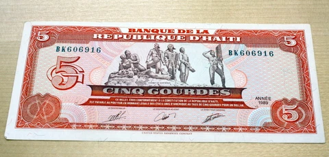 1989 Haiti 5 Gourdes P-255 Unc Cover