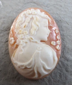 Antique Carved Pink Shell Oval Cameo Beautiful Maiden Lady Flowers #265 - Picture 1 of 14