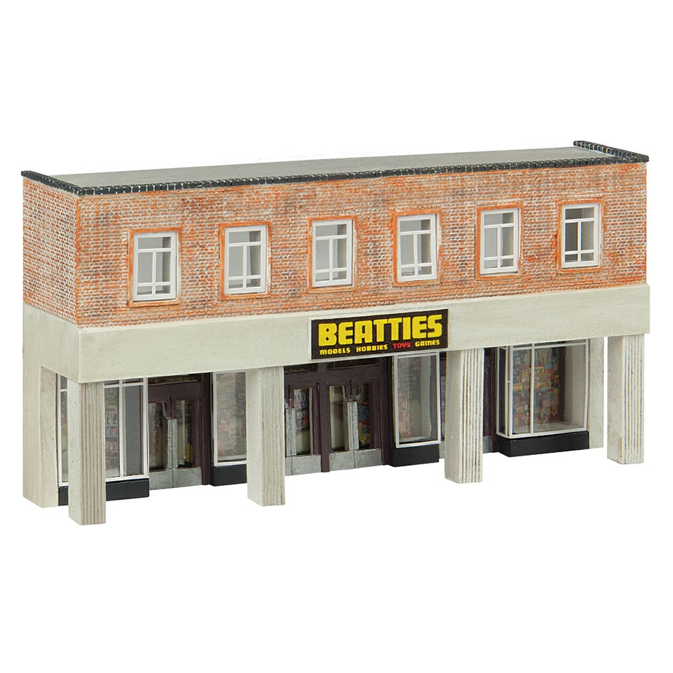 Graham Farish 42-216 Scenecraft Low Relief High Street Store (Pre-Built)