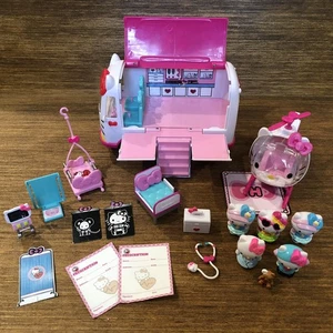 Hello Kitty Rescue Ambulance Helicopter Medical Dr Playset, Figures, X-ray - Picture 1 of 20