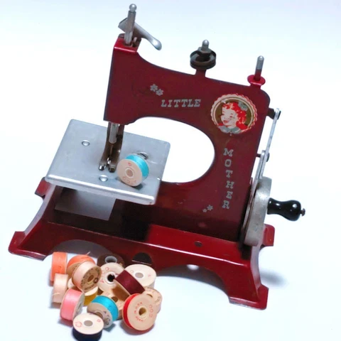 Antique Vintage Hand Crank Sewing Machine LITTLE MOTHER Toy Display Junk Object Cover