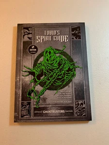 Loot Crate Exclusive Tobin’s Spirit Guide Official Ghostbusters Edition Book - Bild 1 von 2
