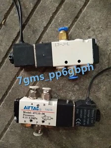 Electroválvula AirTac 2 PIEZAS 4V110-06 en buen estado #F1 - Imagen 1 de 4