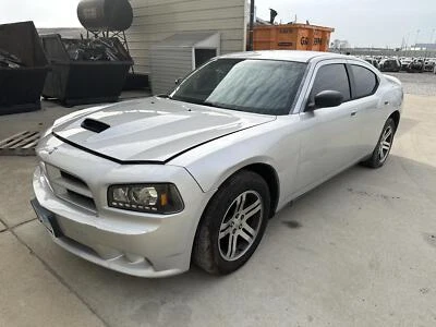 Alternador usado compatible con: Dodge Charger 2007 2,7 L 140 amperios grado C Foto 1 de 4