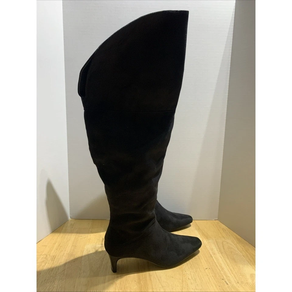 Botas Worthington para mujer Valto imitación gamuza negras tacón alto por encima de la rodilla talla 6,5 Foto 1 de 4