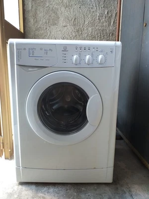 Lavasciuga INDESIT - Immagine 1 di 3