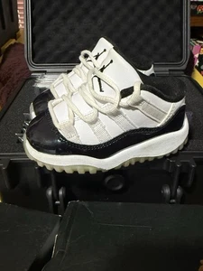 Nike Air Jordan 11 Retro Low TD 505836-145 Black White Shoes Childs Size 6C - Picture 1 of 5