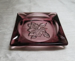 Hazel Atlas Amethyst Blossom Ashtray Catalog #289 - Picture 1 of 15