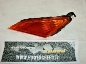 FRECCIA A NTERIORE DESTRA MBK SKYLINER 250 02 E ALTRI RICAMBI SCOOTER - Foto 1 di 2