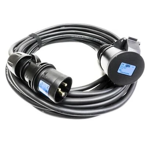 16amp Plug to 32amp Socket Black Events CEEform Commando Power ADAPTER (3x2.5mm) - Picture 1 of 2