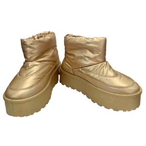 Y2K Gold Metallic Boots Slip On Puff Ankle Moonshoe Charlotte Russe US Size 8 - Picture 1 of 12