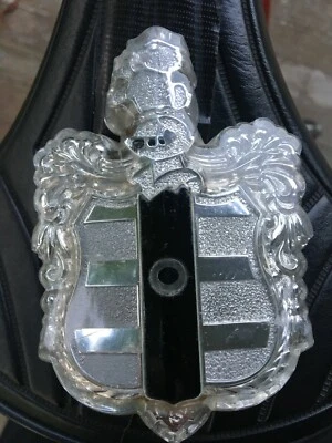 Dodge Hood 1951 1952 adorno medallón corona Wayfarer nuevo en stock capó de plástico Foto 1 de 4