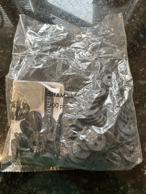 Trion Industries Inventory Control Rubber Clip Sham Bag of 100