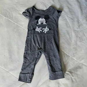 Pagliaccetto Disney Baby Topolino 6/9M - Grigio, Accogliente, Classico dei Cartoni Animati - Foto 1 di 4