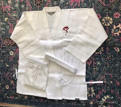 Century Martial Arts Karate Uniform Gi Student White Size 6 (Adult X Large) - Image 1 of 4