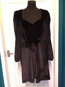 Dorothy Perkins Petite Black Velvet Long Sleeve Mini Dress - Size 16 (Z) - Picture 1 of 5