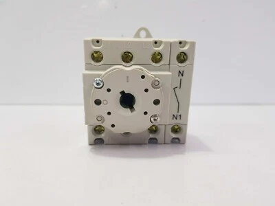 BENEDIKT & JAGER 487 2217-31T MAIN SWITCH 4-POLE - Image 1 of 4