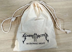 Sonata Arctica - Reckoning Night CD Ltd. Ed. Seesack Seabag Digipak T-Shirt - Foto 1 di 2